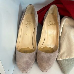 Christine Louboutin Lady Peep purple suede size 39